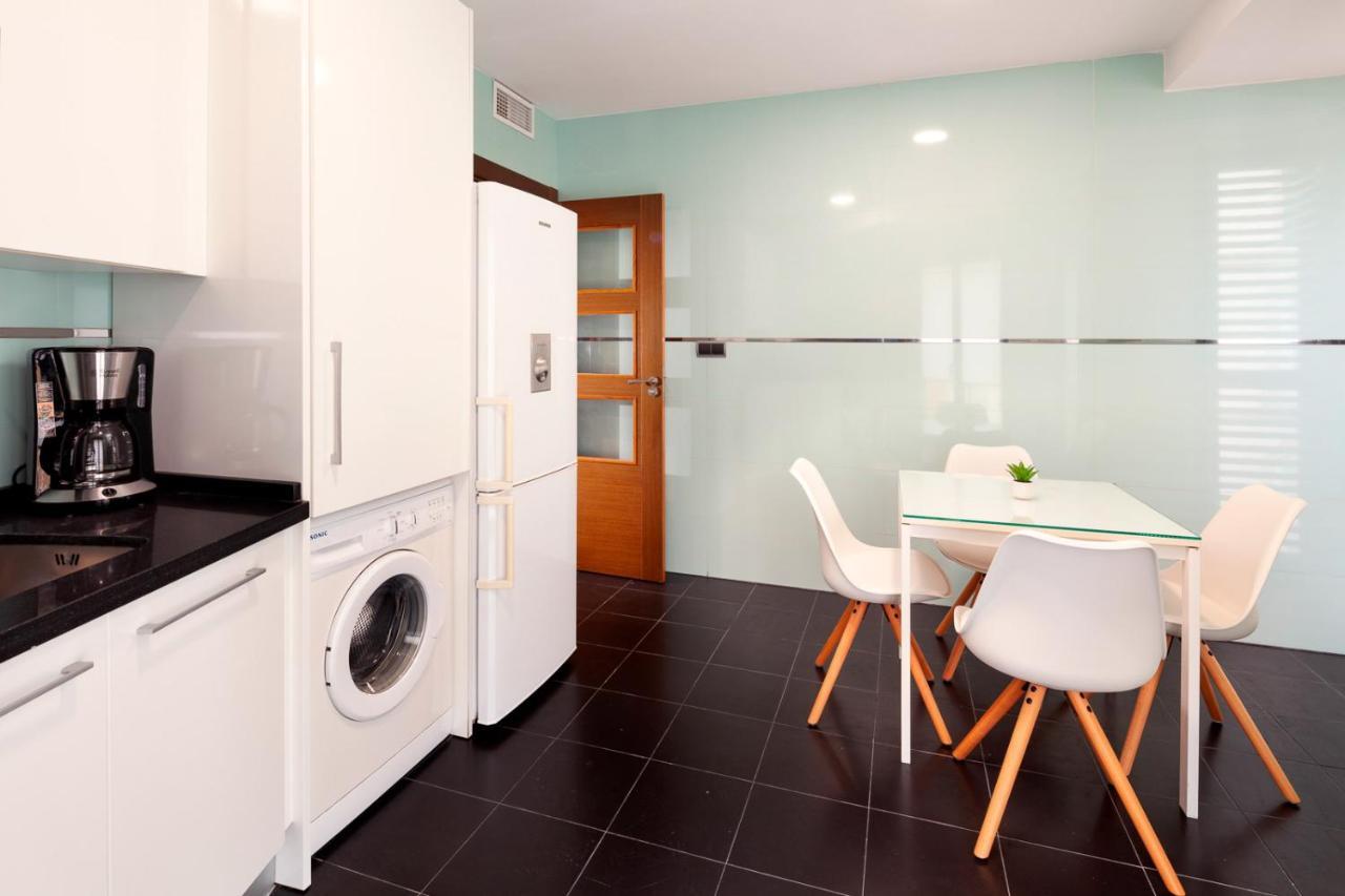 Inmalaga Uncibay Square 2 Apartment Luaran gambar